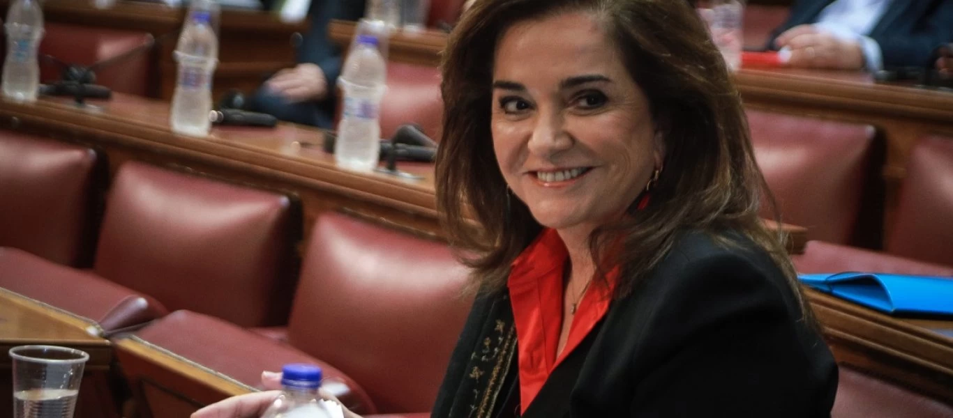 Ν.Μπακογιάννη: «Είμαι εξαιρετική πεθερά - Η Σία είναι καταπληκτική μητέρα και δουλευταρού» (βίντεο)